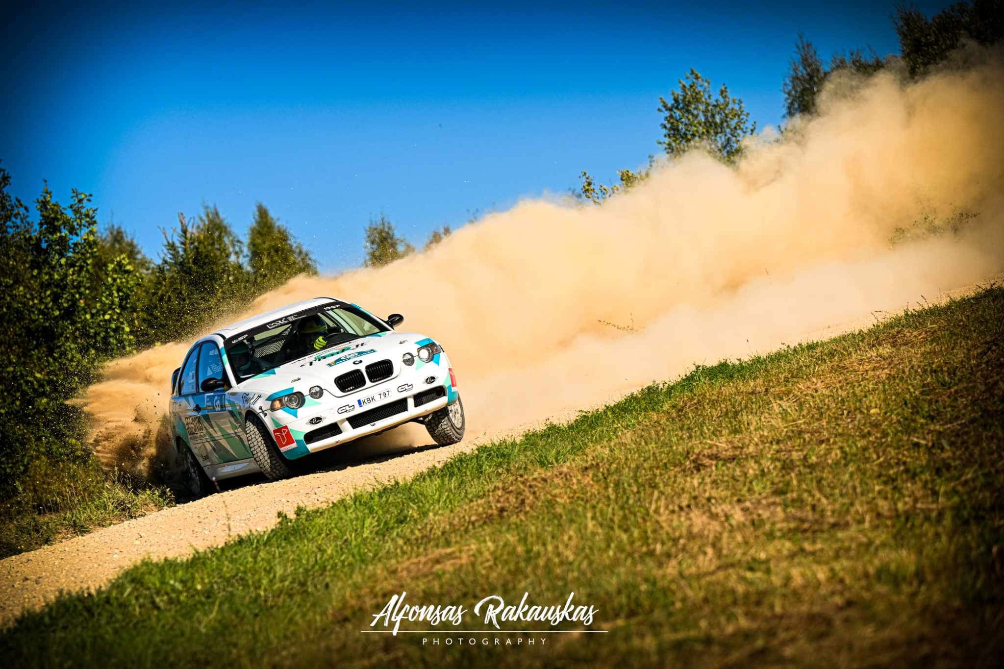 BMW 325 Rally / Gravel